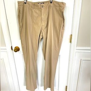 The North Face Pants Mens 38 X32 Chino Straight Outdoors Performance Khaki Nylon